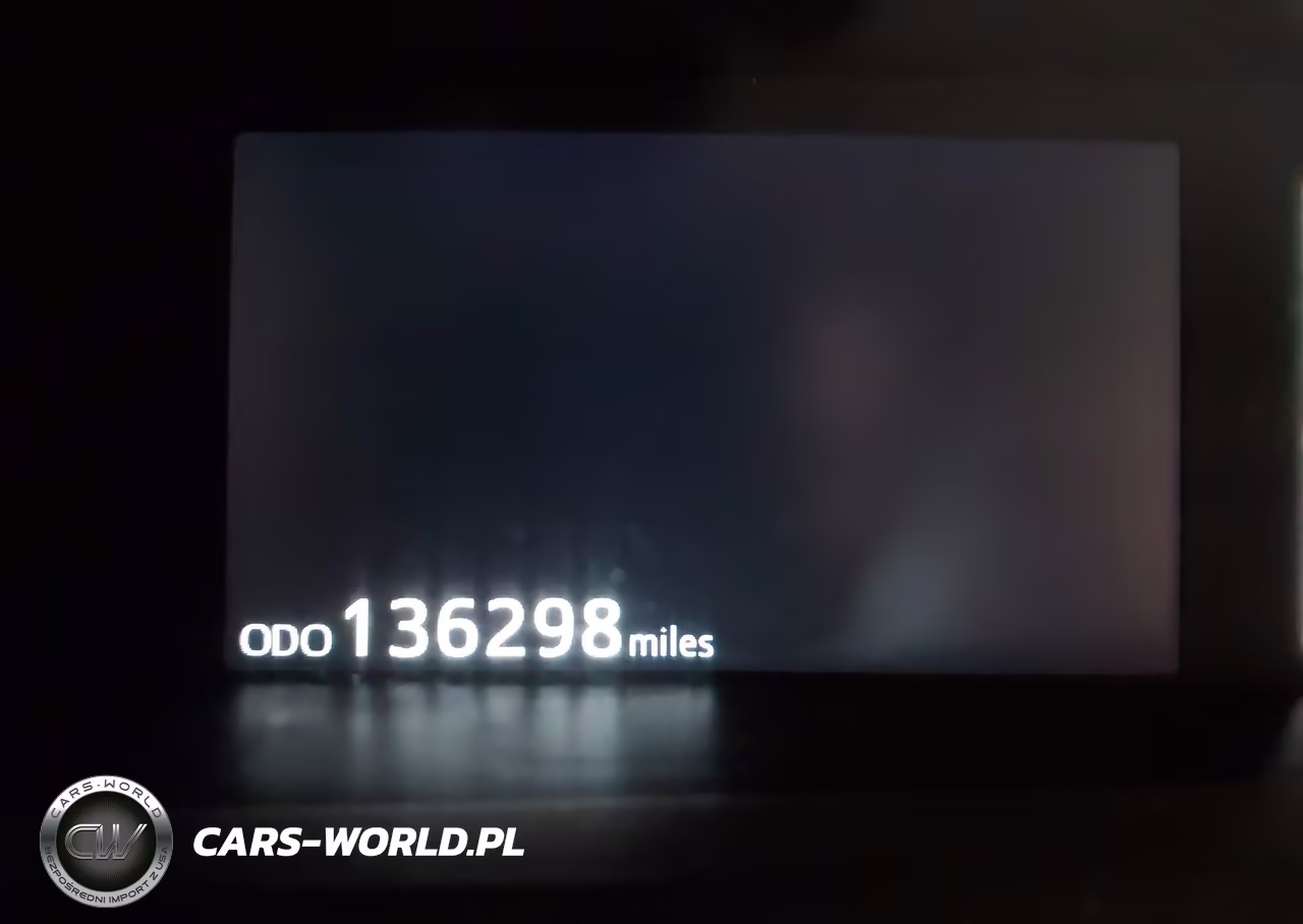 2019 Toyota Prius Le VIN:JTDL9RFU6K3002936 - 15