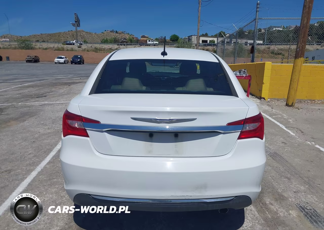 2011 Chrysler 200 Touring VIN:1C3BC1FG4BN613436 - 16