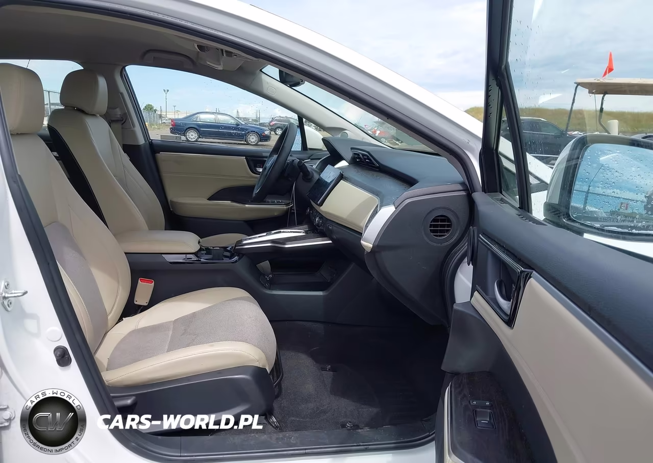 2018 Honda Clarity Plug-In Hybrid VIN:JHMZC5F11JC016282 - 5