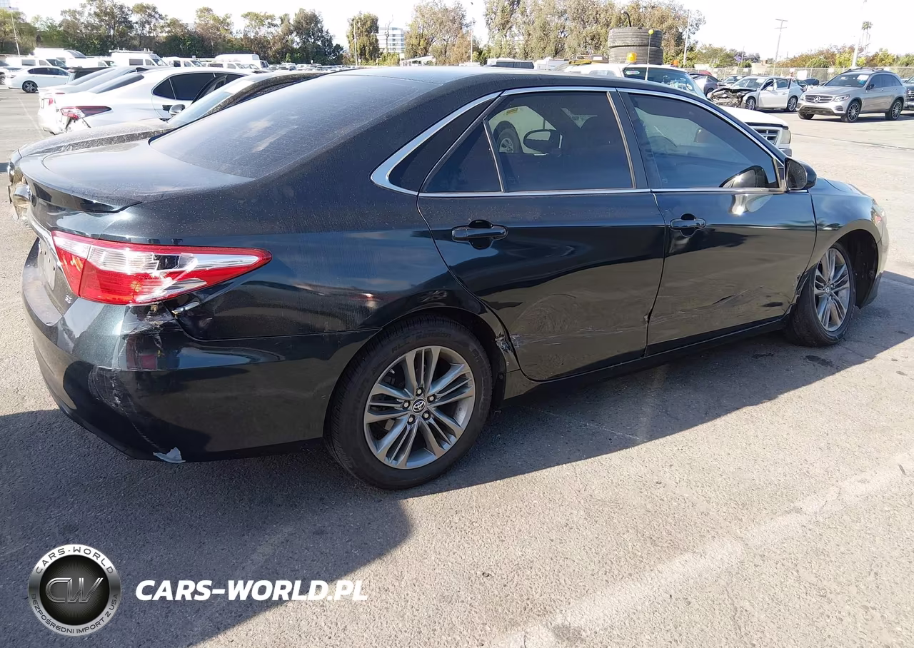 2017 Toyota Camry Se VIN:4T1BF1FKXHU342223 - 4