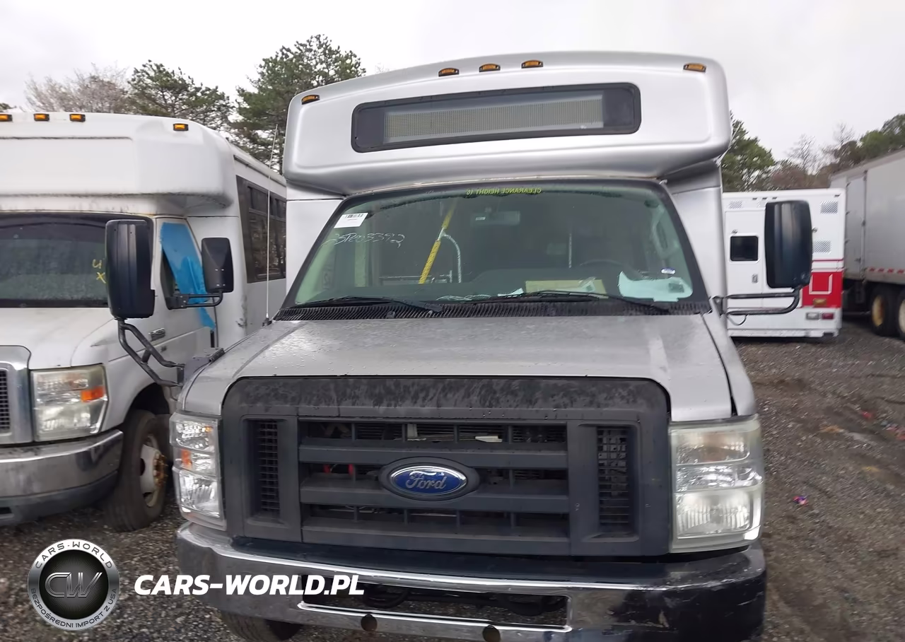 2013 Ford E-450 Cutaway VIN:1FDFE4FSXDDA69915 - 12