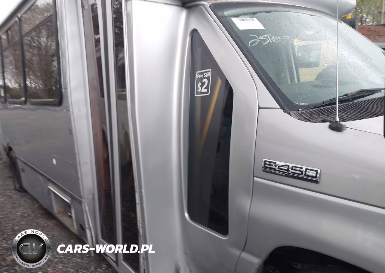2013 Ford E-450 Cutaway VIN:1FDFE4FSXDDA69915 - 13