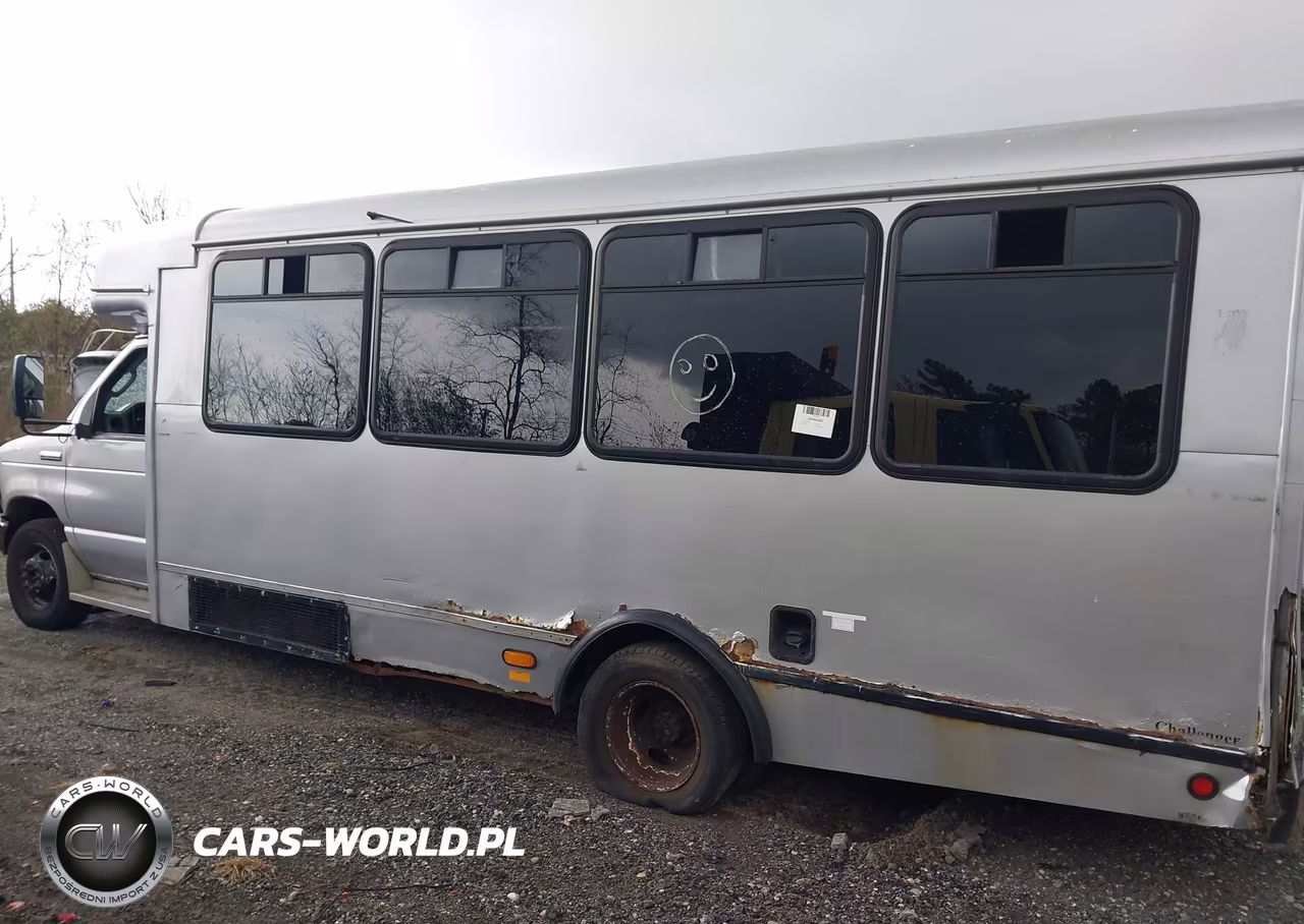 2013 Ford E-450 Cutaway VIN:1FDFE4FSXDDA69915 - 14