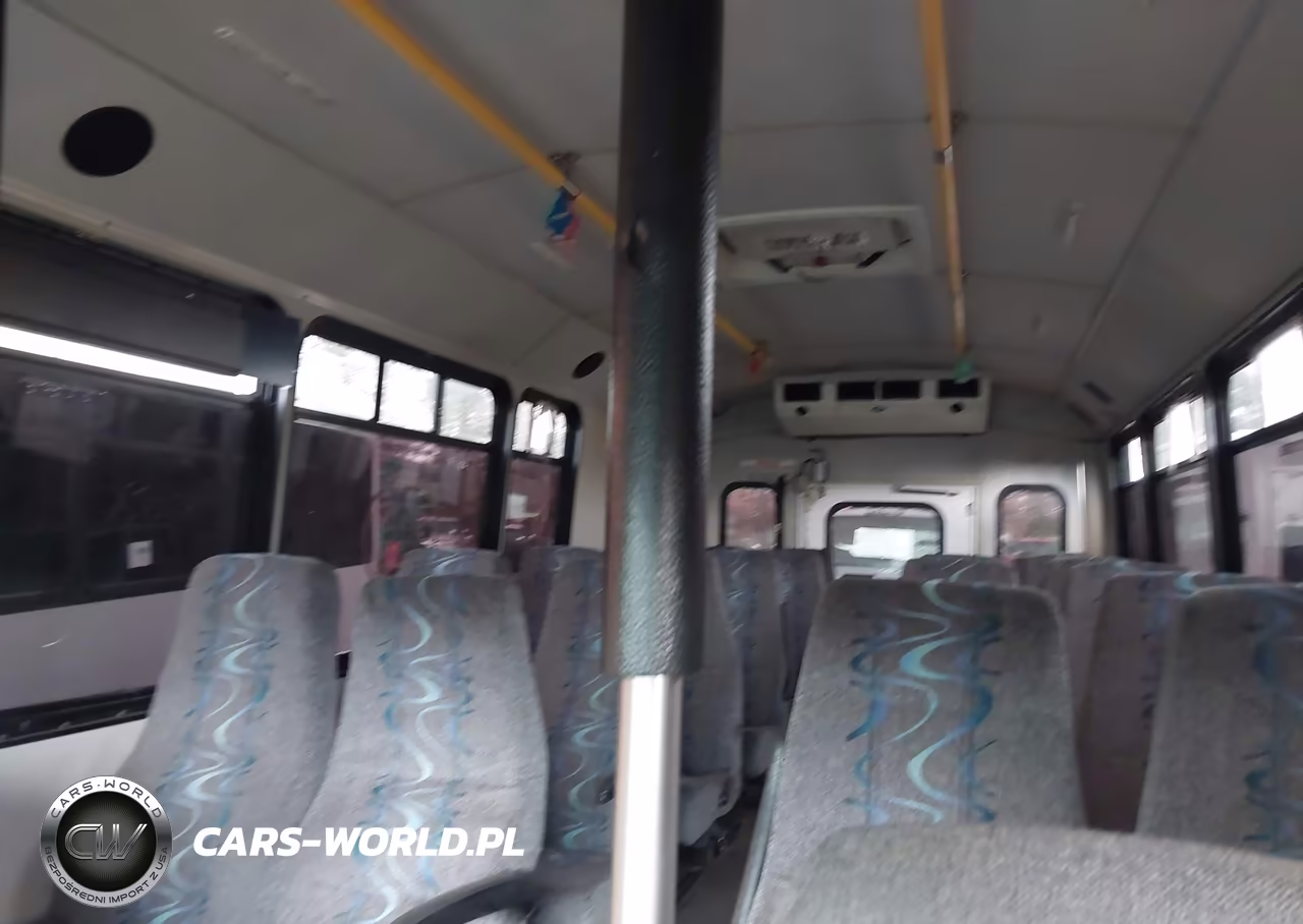 2013 Ford E-450 Cutaway VIN:1FDFE4FSXDDA69915 - 6