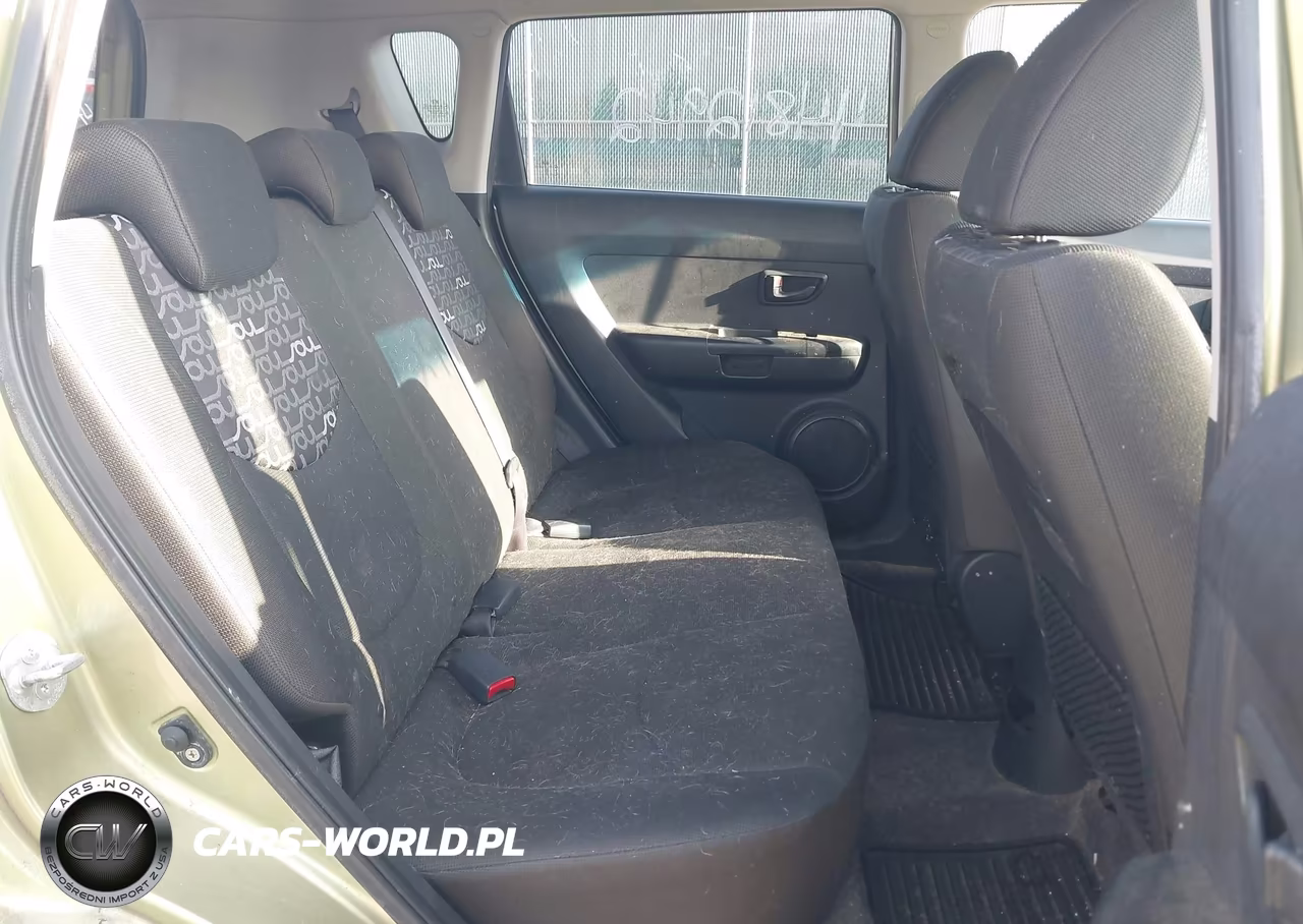 2010 Kia Soul + VIN:KNDJT2A23A7032280 - 8