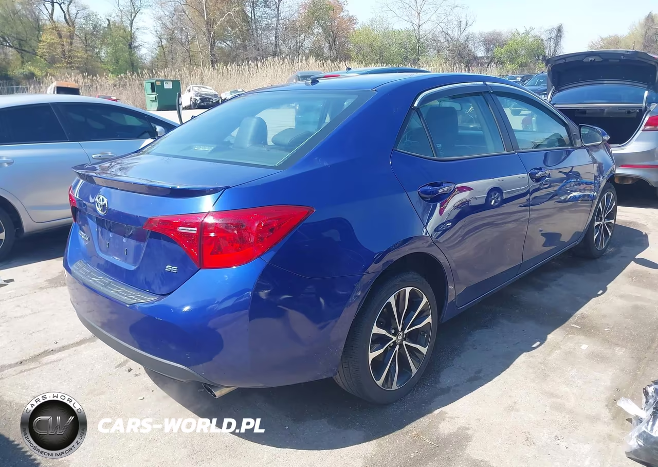2017 Toyota Corolla Se VIN:2T1BURHE7HC758341 - 4