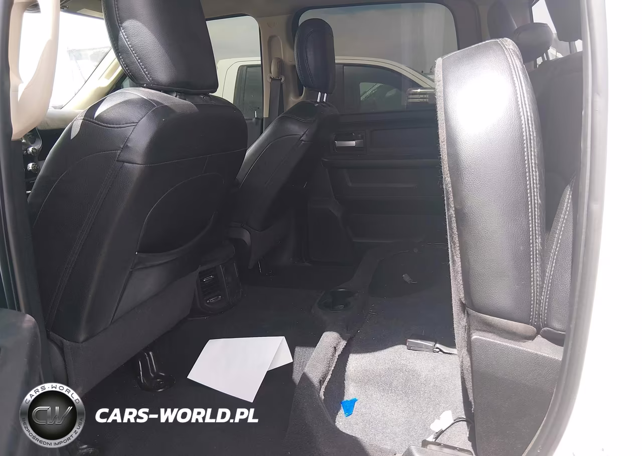 2019 Ram 2500 Tradesman 4X4 6'4 Box VIN:3C6UR5CL9KG694297 - 8