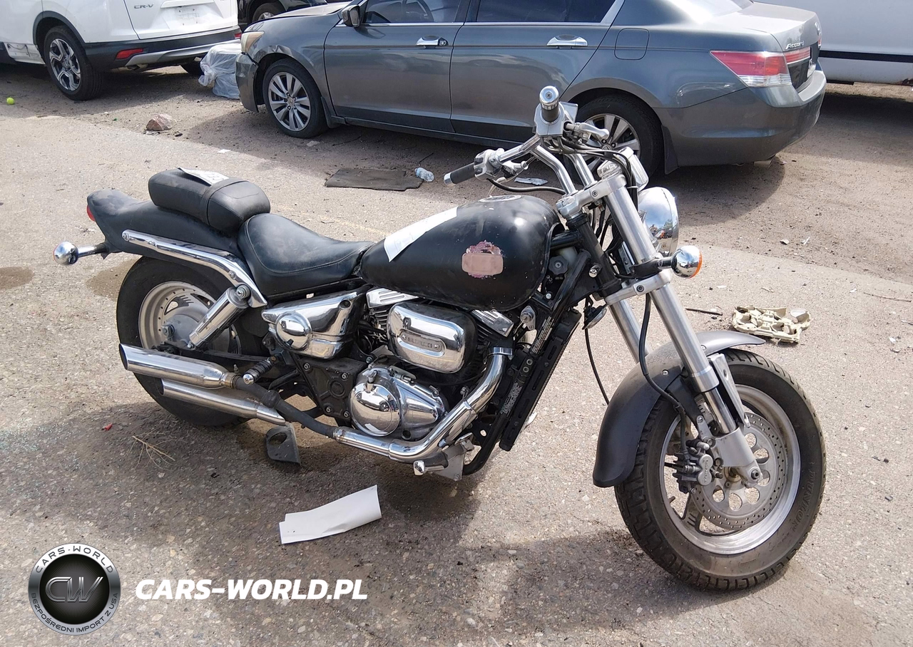 1998 Suzuki Vz800