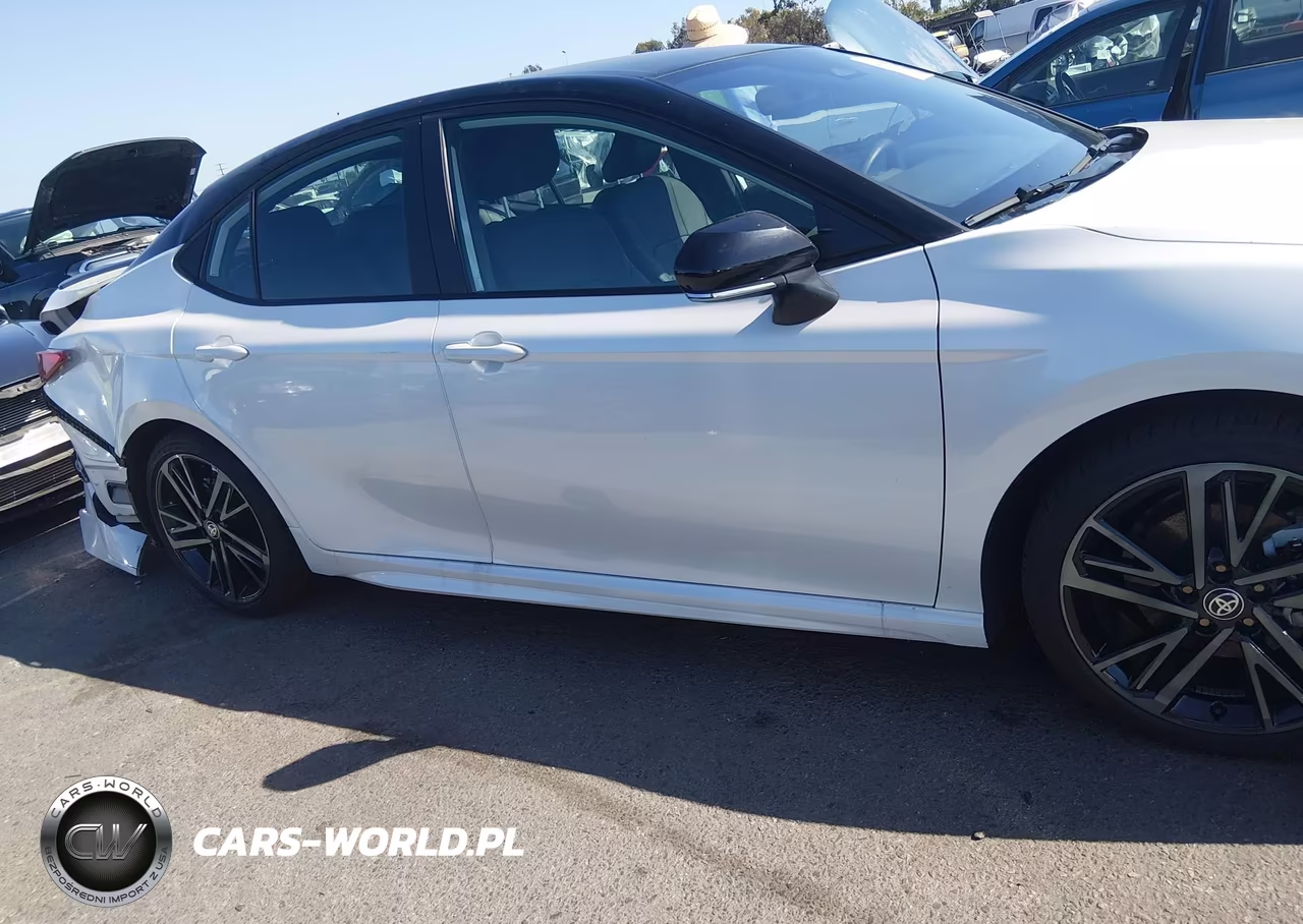 2026 Toyota Camry Xse VIN:4T1DAACK7TU227373 - 13