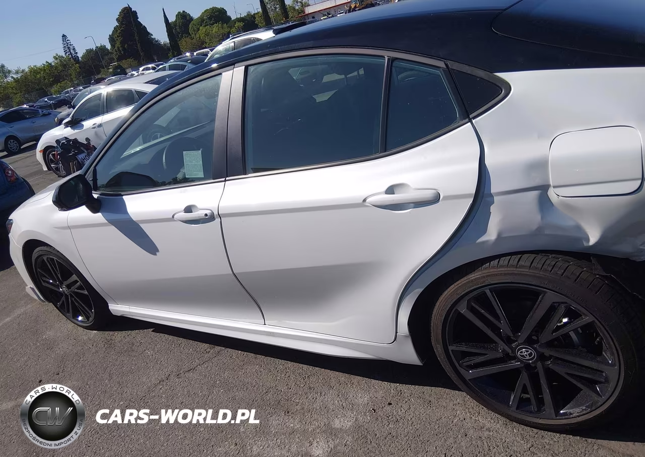 2026 Toyota Camry Xse VIN:4T1DAACK7TU227373 - 14