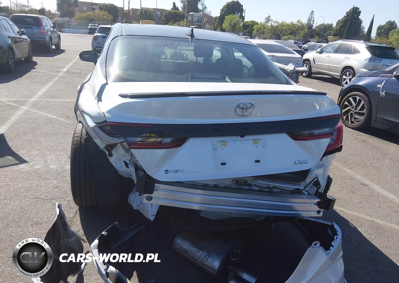 2026 Toyota Camry Xse VIN:4T1DAACK7TU227373 - 16