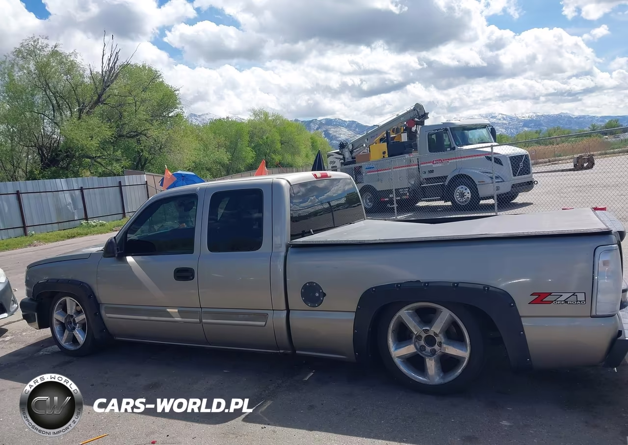 2003 Chevrolet Silverado 1500 Ls VIN:2GCEK19T631148052 - 15