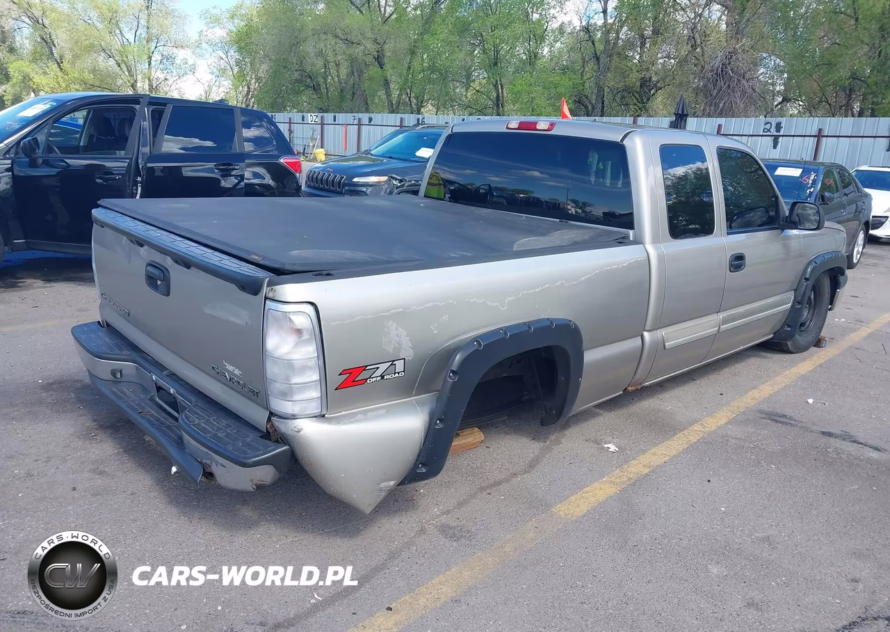 2003 Chevrolet Silverado 1500 Ls VIN:2GCEK19T631148052 - 4