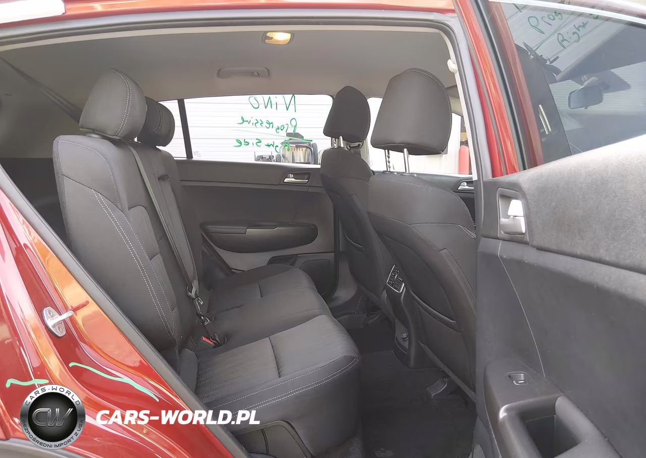 2019 Kia Sportage Lx VIN:KNDPMCACXK7499011 - 8