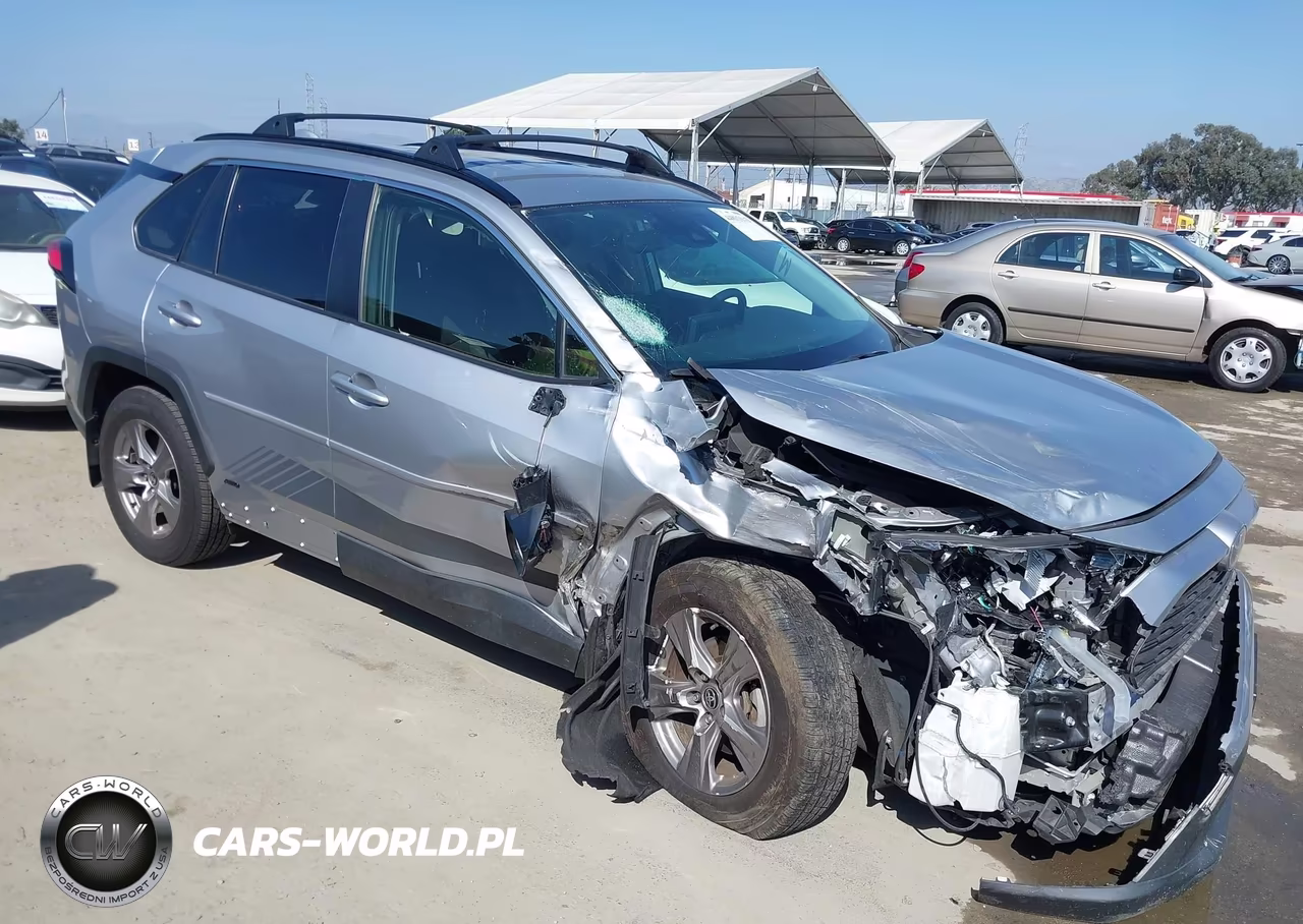 2022 Toyota Rav4 Hybrid Le – zdjęcie 1 z 17