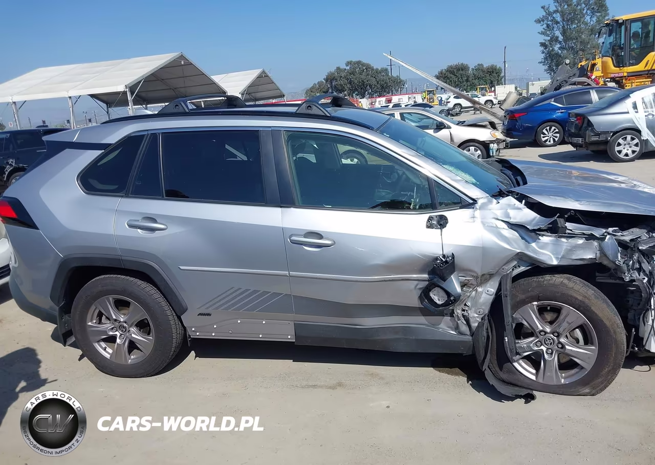2022 Toyota Rav4 Hybrid Le VIN:JTMMWRFV2ND159822 - 14