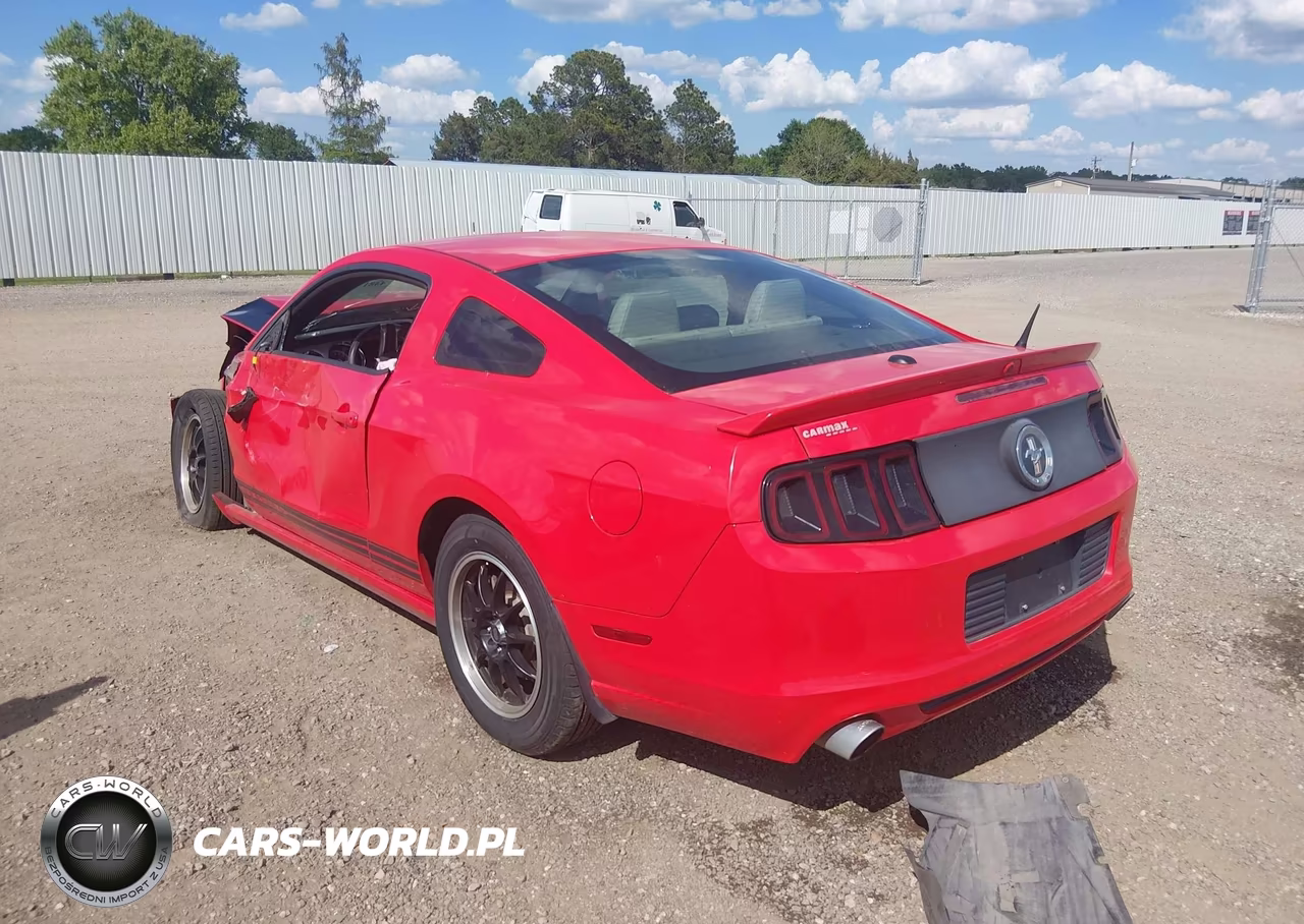 2013 Ford Mustang V6 Premium VIN:1ZVBP8AM0D5215596 - 3