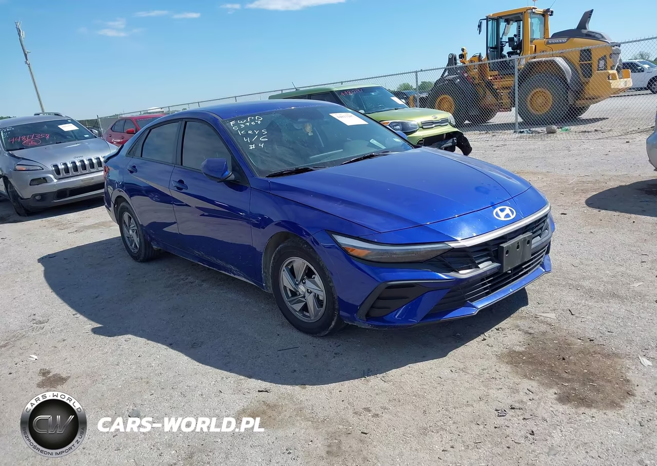 2025 Hyundai Elantra Se – zdjęcie 1 z 16