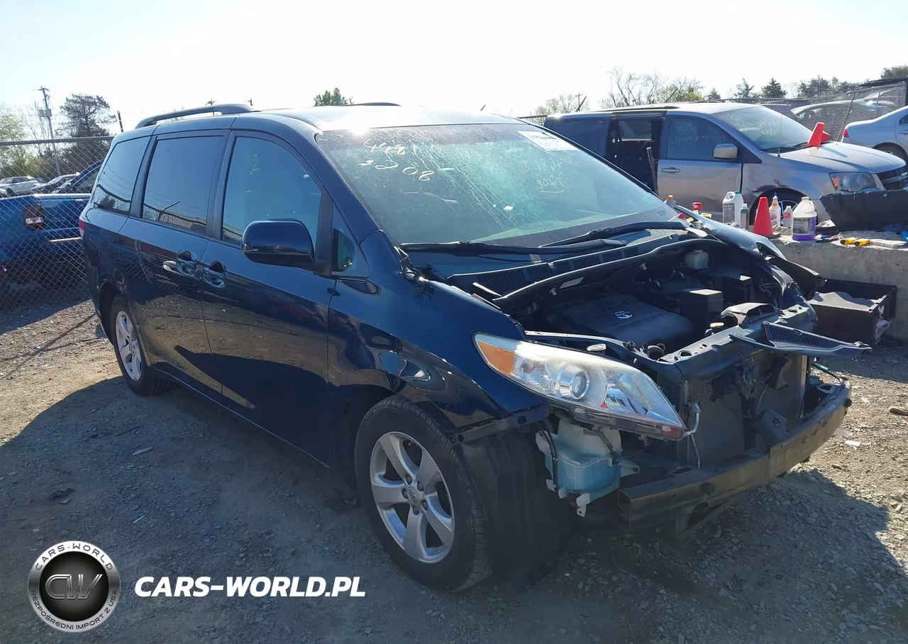 2011 Toyota Sienna Le V6
