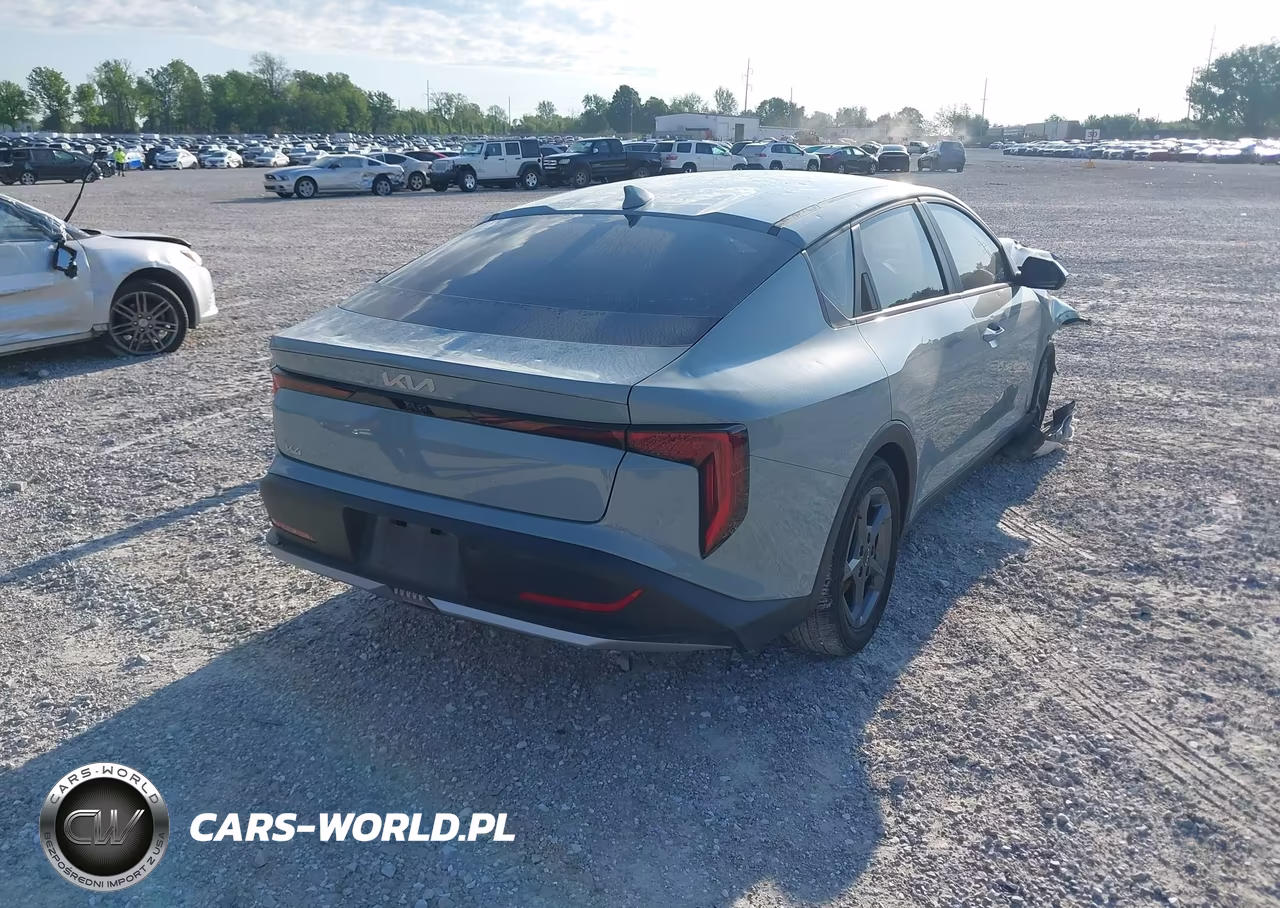 2025 Kia K4 Lxs VIN:3KPFT4DEXSE088743 - 4