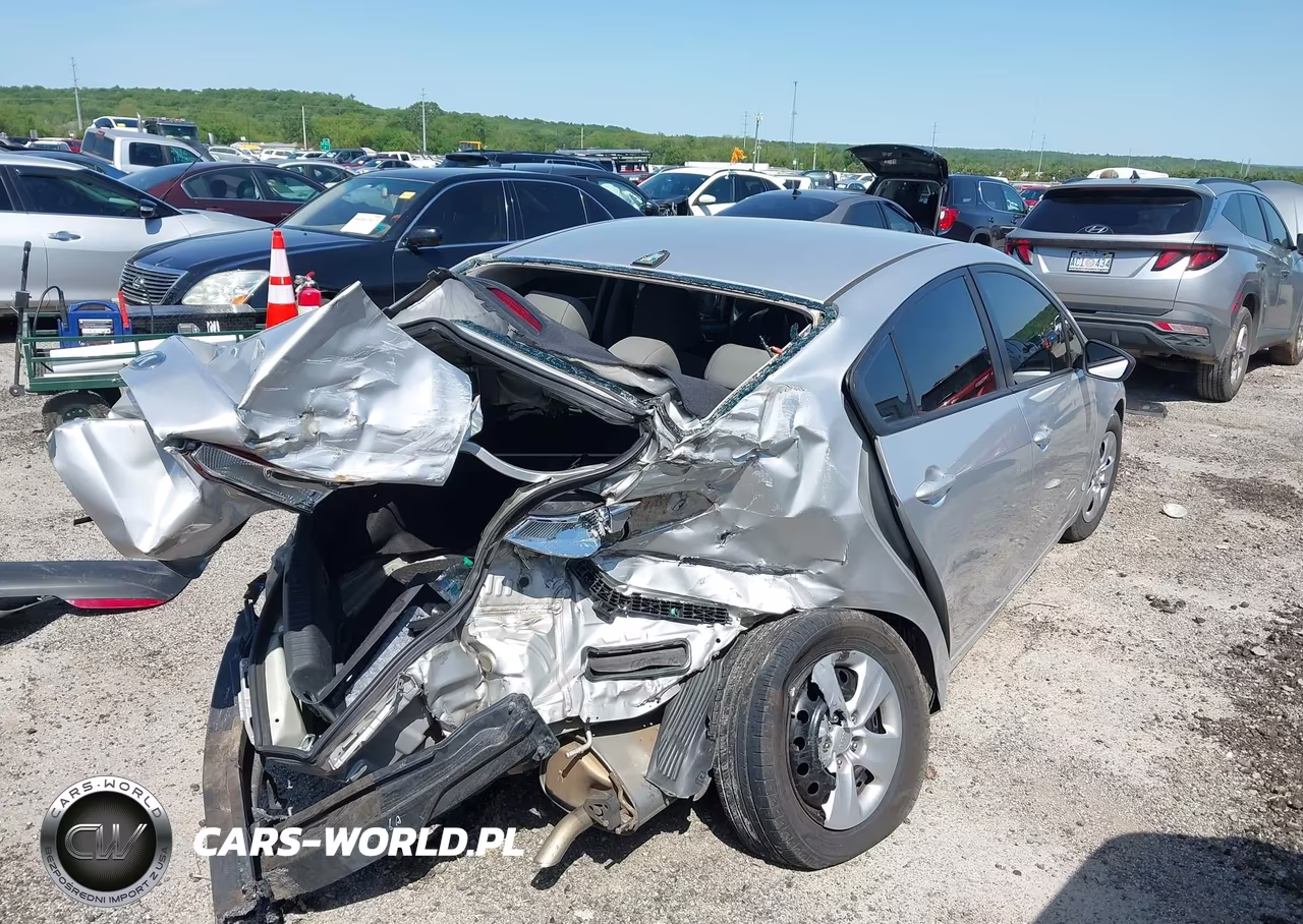 2016 Kia Forte Lx VIN:KNAFK4A67G5487223 - 4