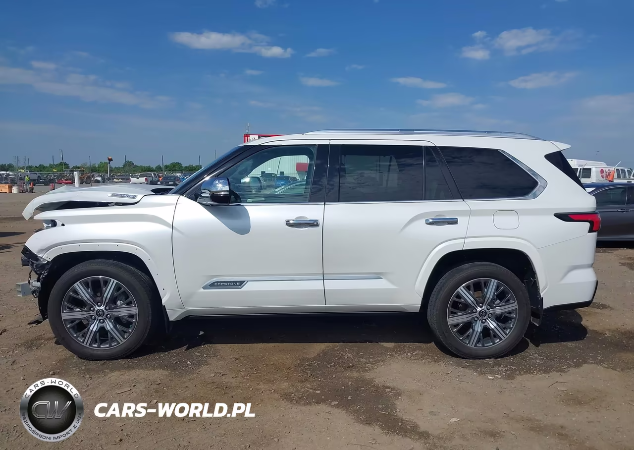 2023 Toyota Sequoia Capstone VIN:7SVAAABA2PX008010 - 15