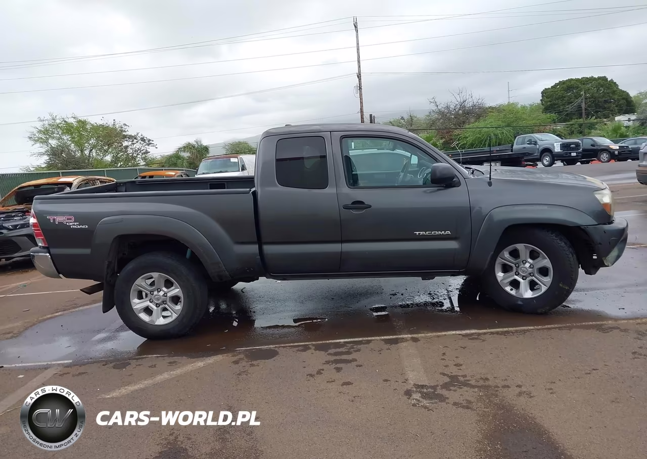 2010 Toyota Tacoma Base V6 VIN:5TEUU4EN7AZ746352 - 14