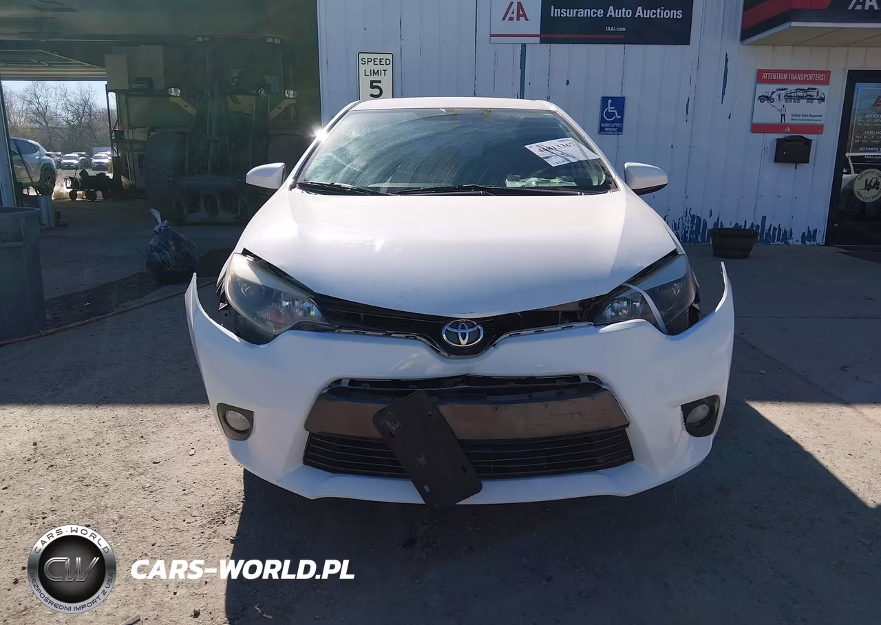 2015 Toyota Corolla Le Plus VIN:5YFBURHE2FP214844 - 12