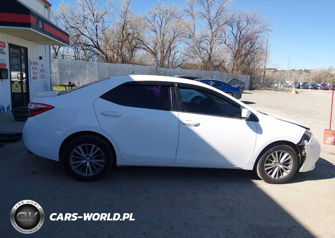 2015 Toyota Corolla Le Plus VIN:5YFBURHE2FP214844 - 13