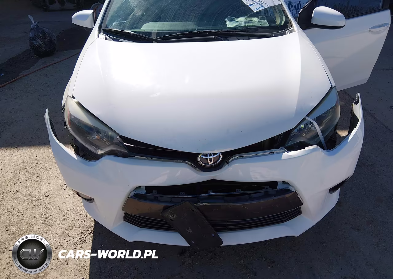 2015 Toyota Corolla Le Plus VIN:5YFBURHE2FP214844 - 6