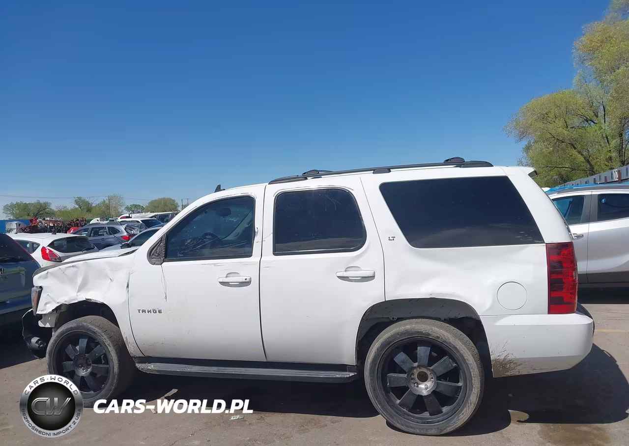 2010 Chevrolet Tahoe Lt VIN:1GNUKBE02AR226724 - 14
