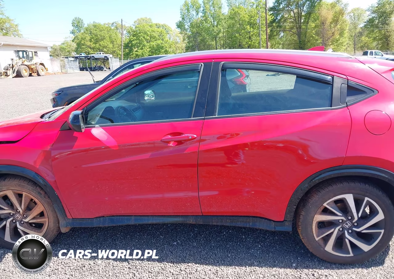 2019 Honda Hr-V Sport VIN:3CZRU5H14KM723382 - 13