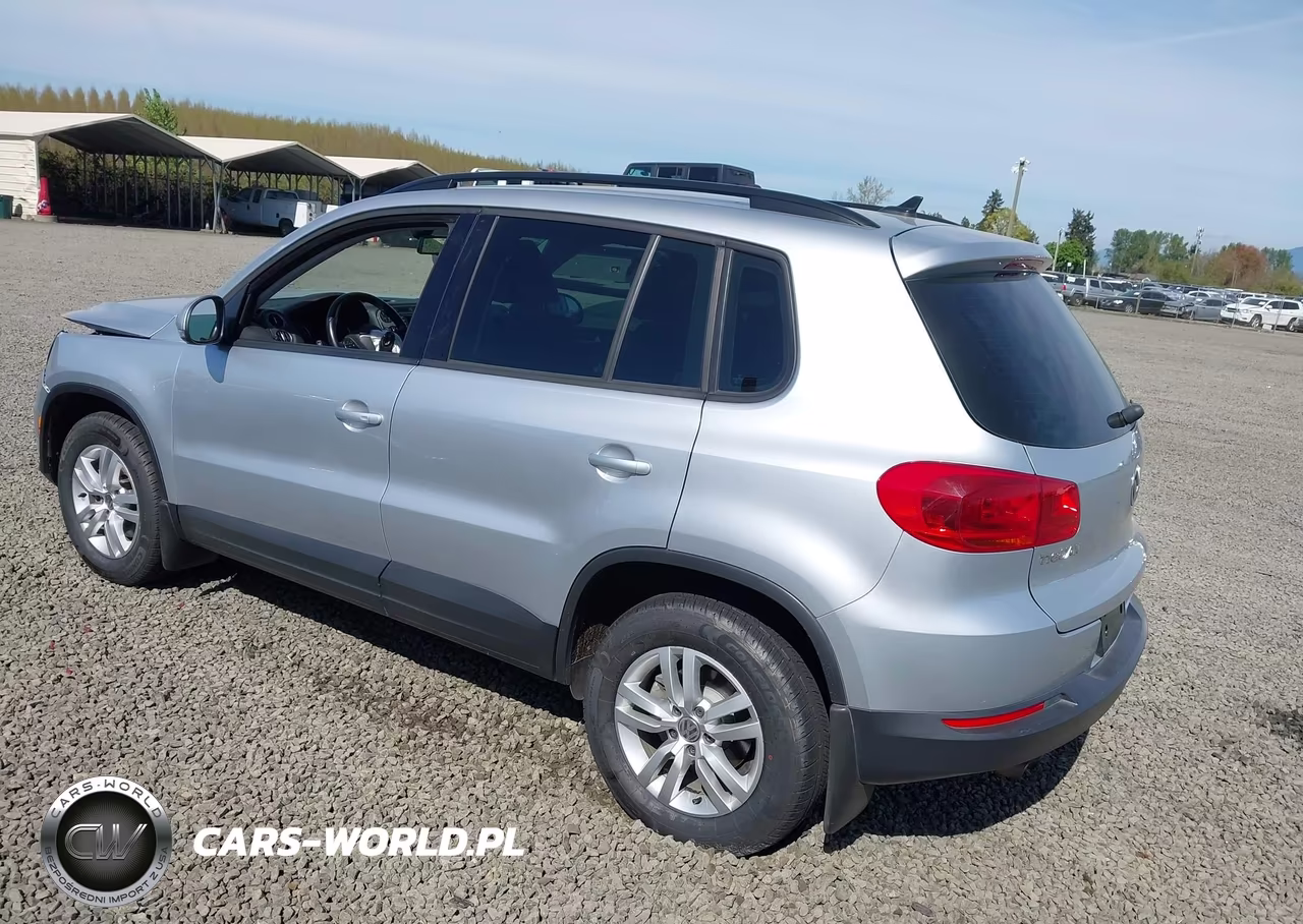 2017 Volkswagen Tiguan 2.0T-2.0T S VIN:WVGBV7AX0HK027063 - 3