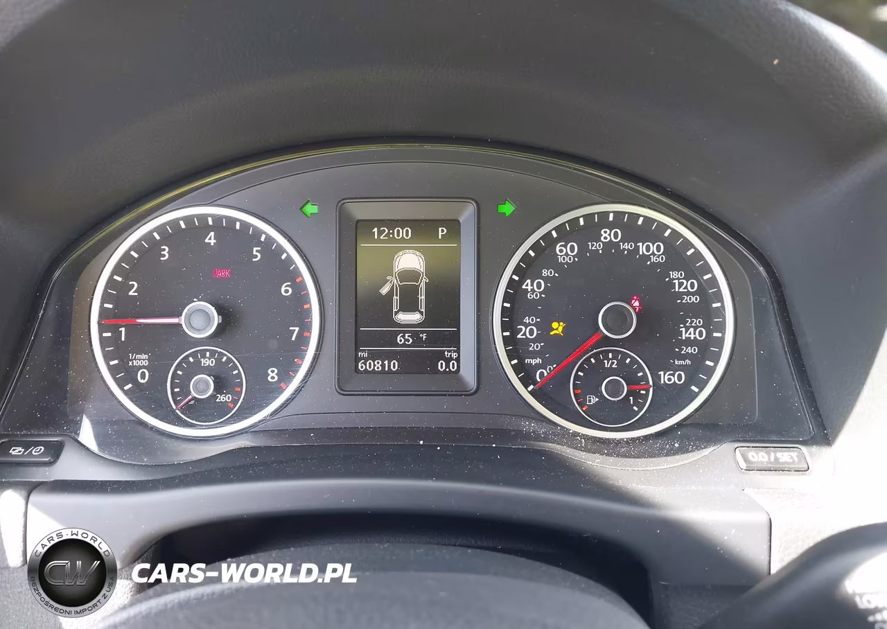 2017 Volkswagen Tiguan 2.0T-2.0T S VIN:WVGBV7AX0HK027063 - 7