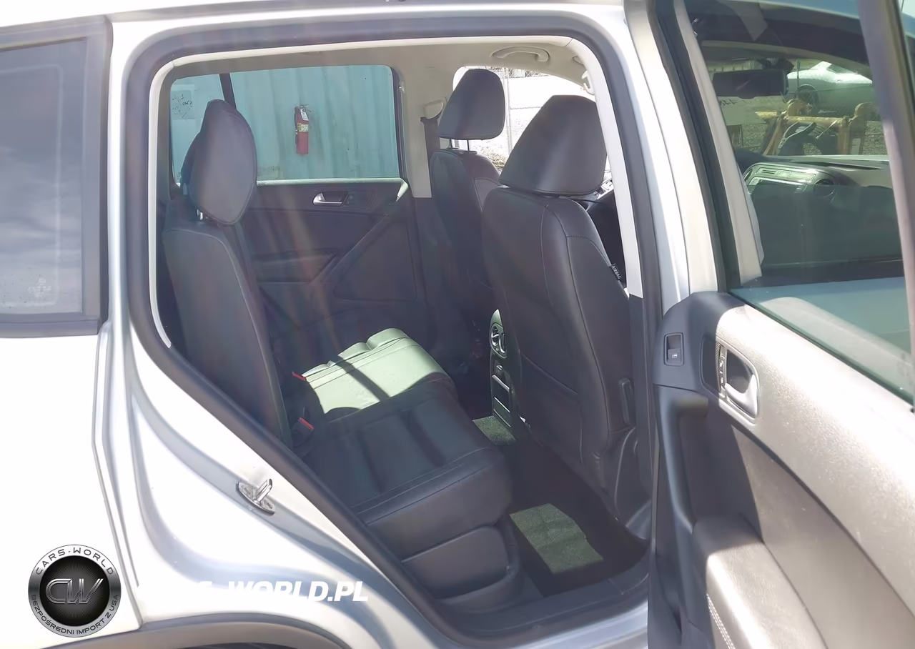 2017 Volkswagen Tiguan 2.0T-2.0T S VIN:WVGBV7AX0HK027063 - 8