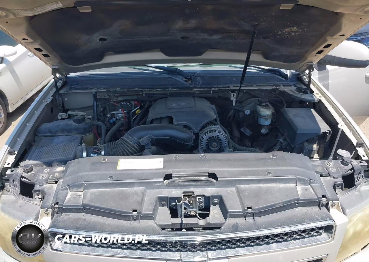 2007 Chevrolet Tahoe Lt VIN:1GNFC130X7R131016 - 10