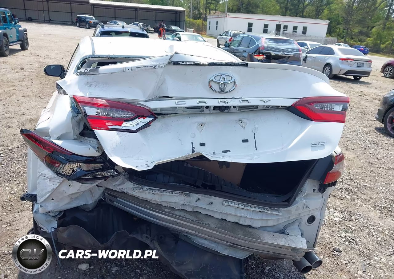 2024 Toyota Camry Se VIN:4T1G11AK2RU875681 - 17