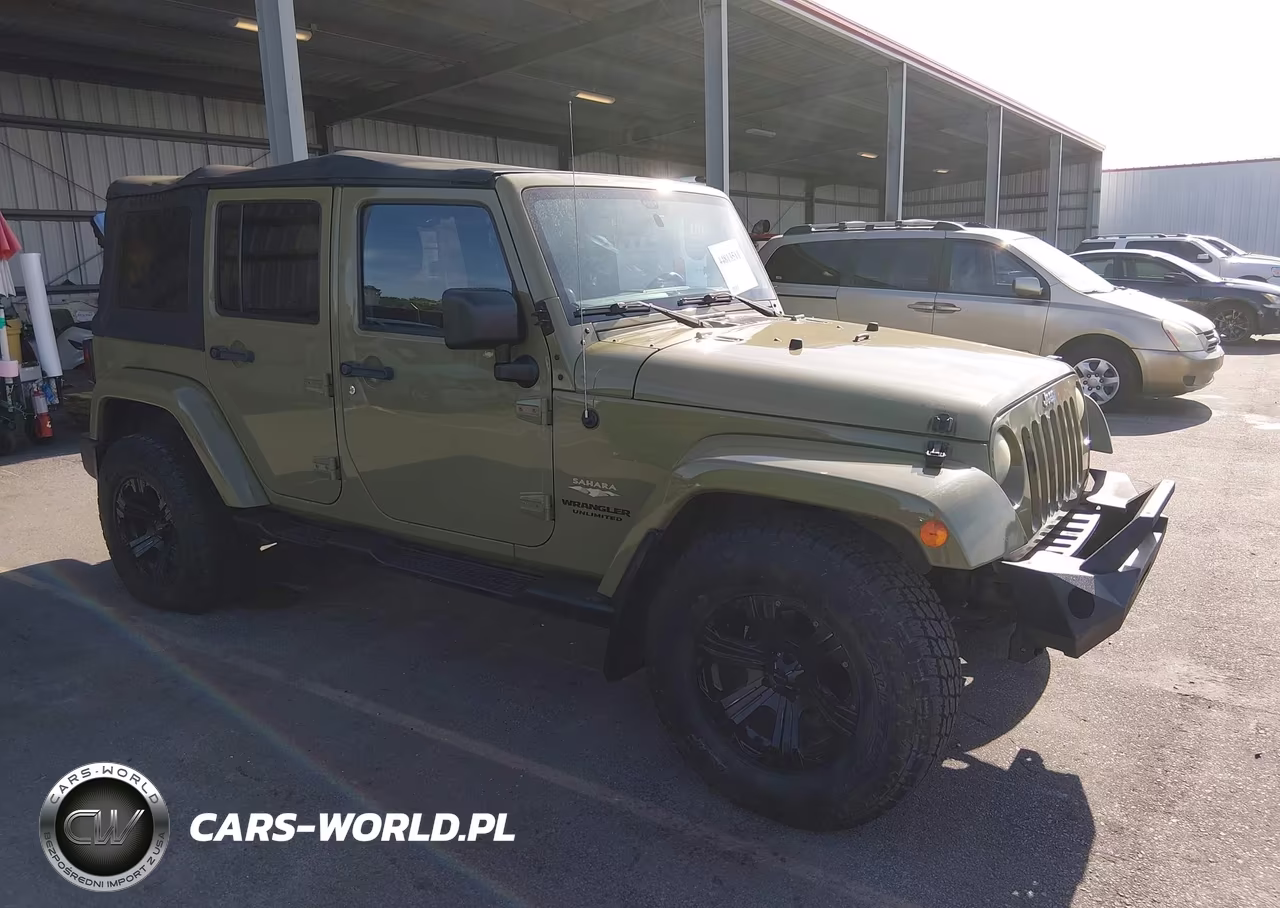 2013 Jeep Wrangler Unlimited Sahara