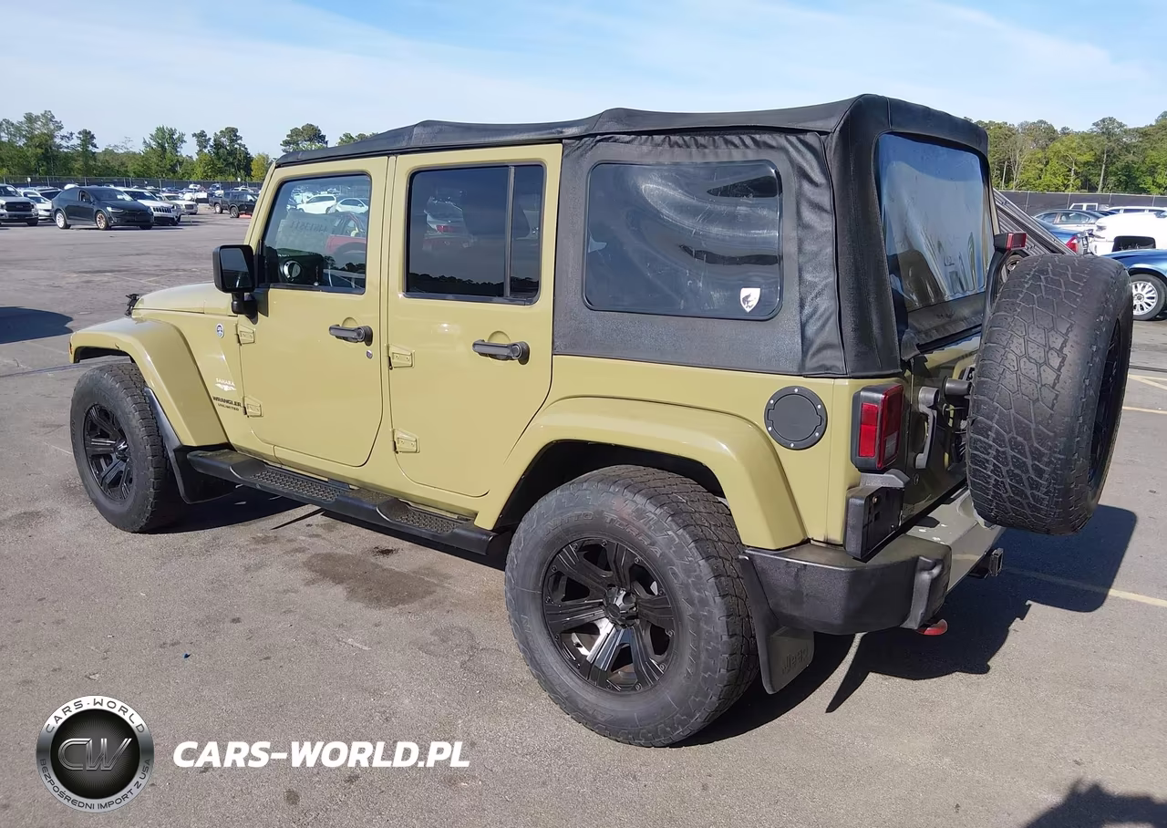 2013 Jeep Wrangler Unlimited Sahara VIN:1C4HJWEG7DL609034 - 3