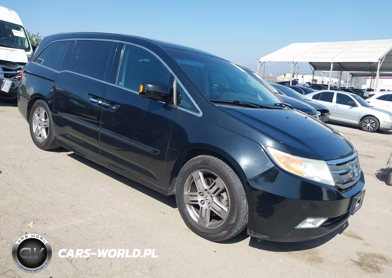 2011 Honda Odyssey Touring-Touring Elite