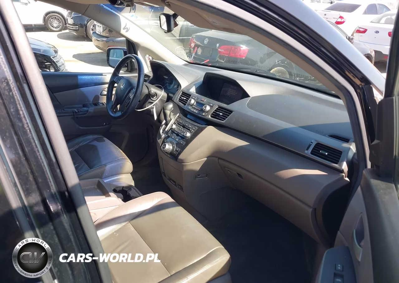 2011 Honda Odyssey Touring-Touring Elite VIN:5FNRL5H91BB091556 - 5