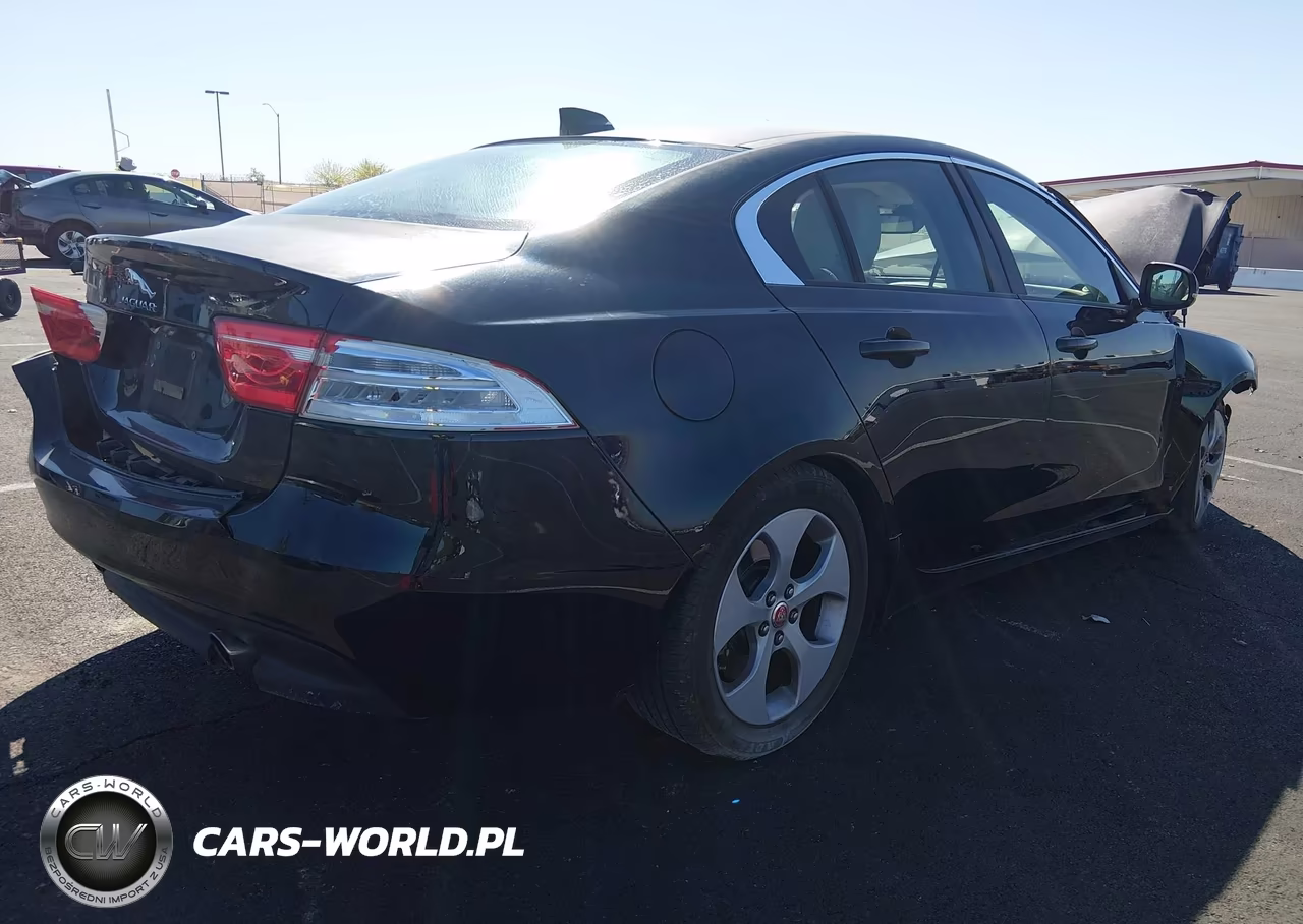 2017 Jaguar Xe 25T VIN:SAJAR4BG0HA969929 - 4