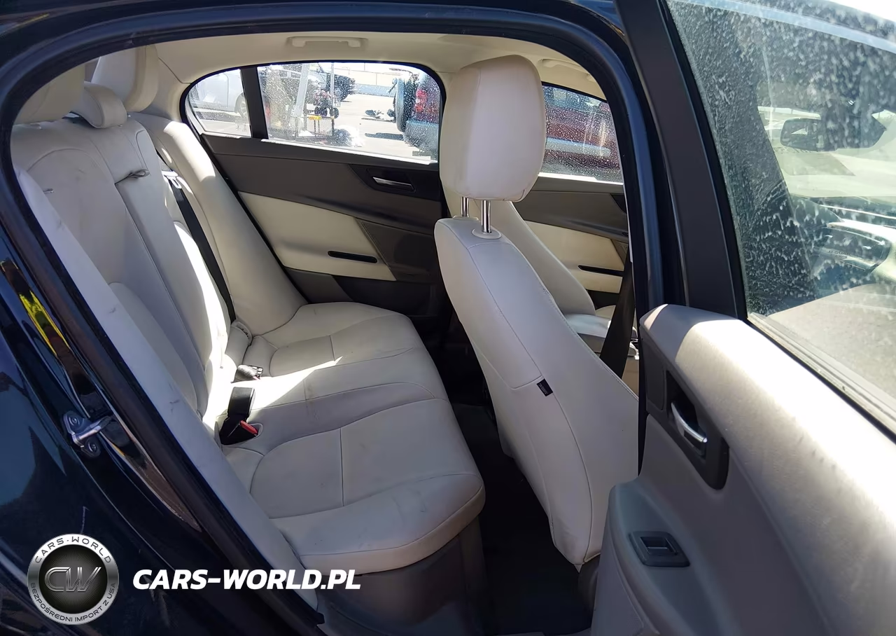 2017 Jaguar Xe 25T VIN:SAJAR4BG0HA969929 - 8