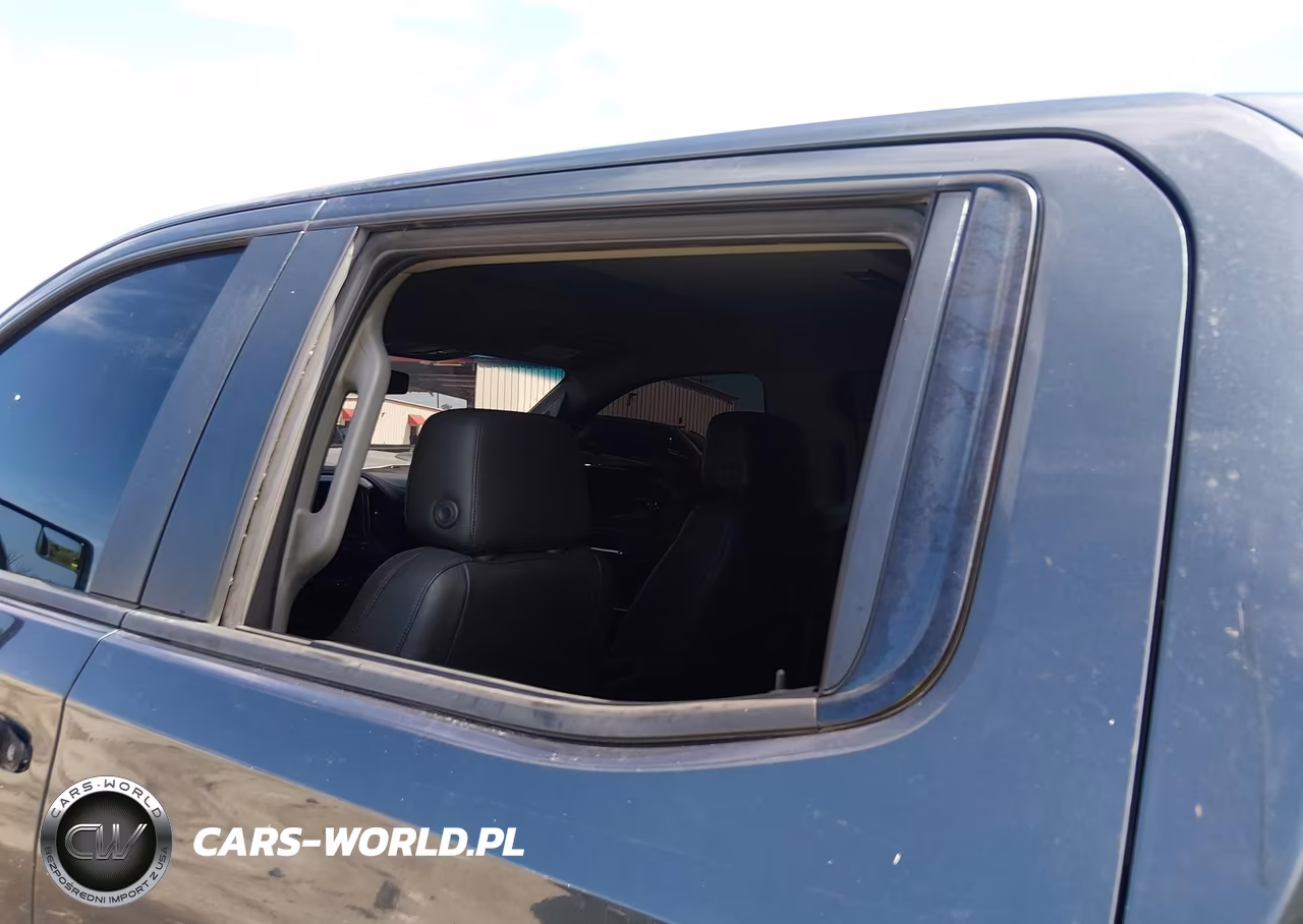 2021 Chevrolet Silverado 1500 VIN:3GCUYDET4MG117456 - 17