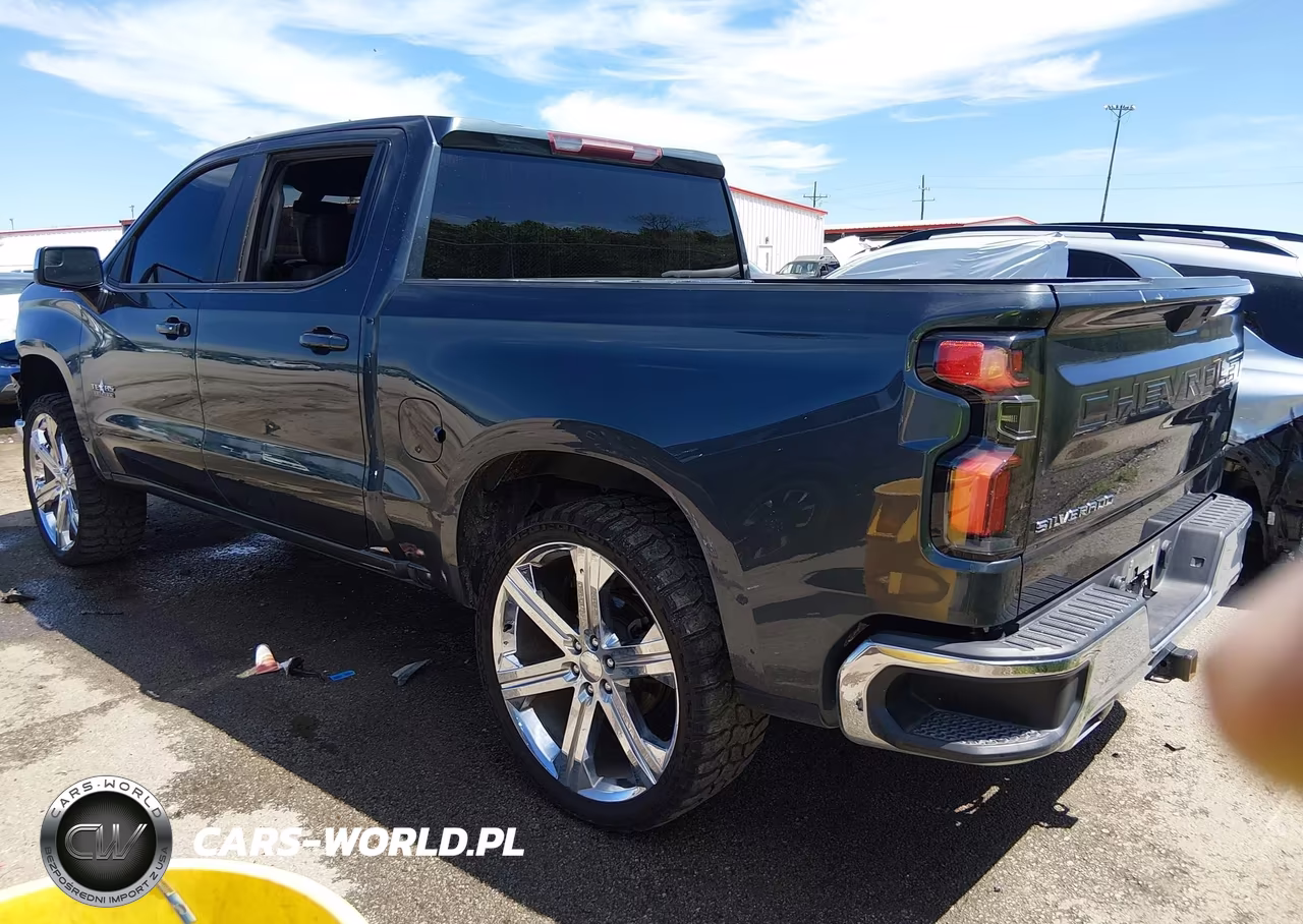2021 Chevrolet Silverado 1500 VIN:3GCUYDET4MG117456 - 3
