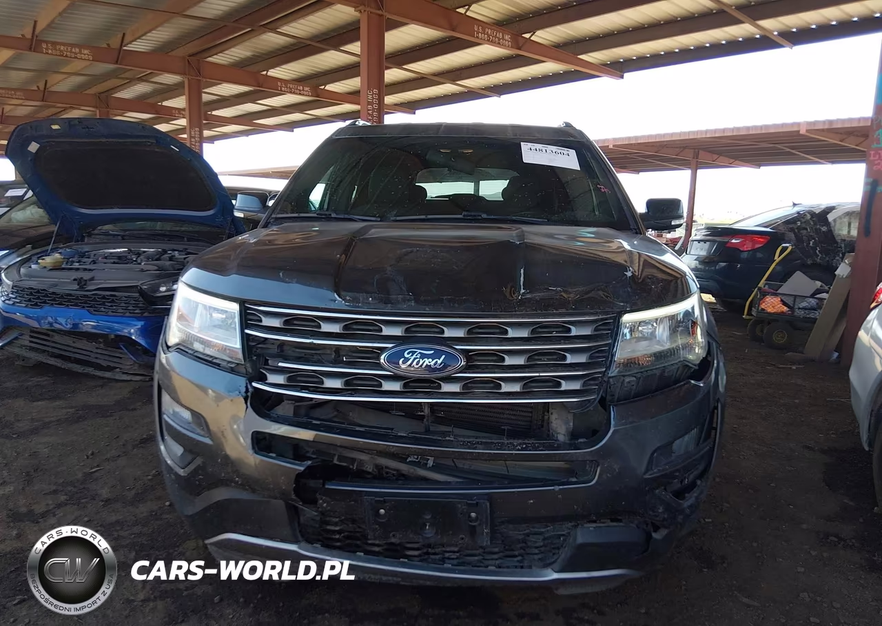 2017 Ford Explorer Xlt VIN:1FM5K7DHXHGA70483 - 6