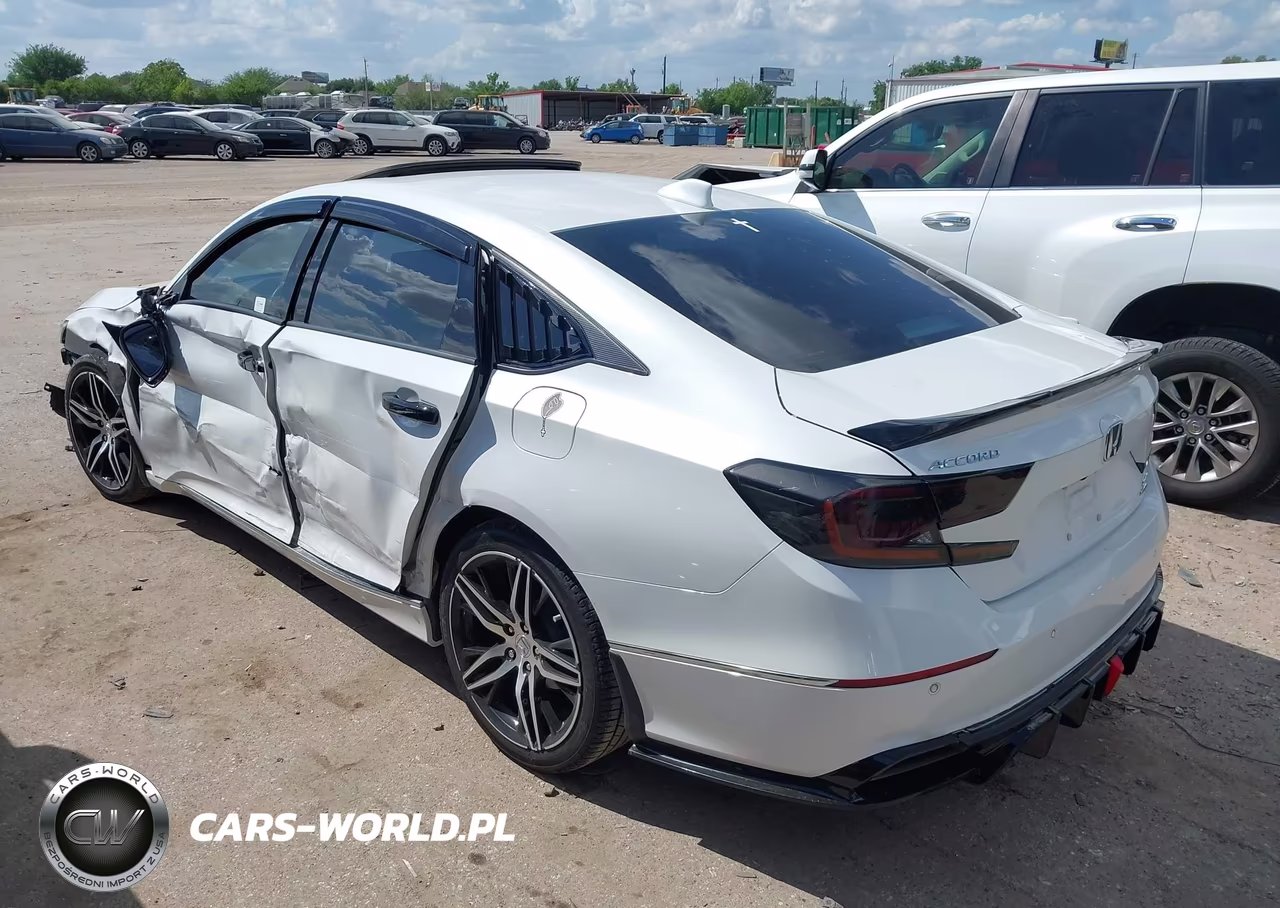 2022 Honda Accord Touring VIN:1HGCV2F92NA014288 - 3