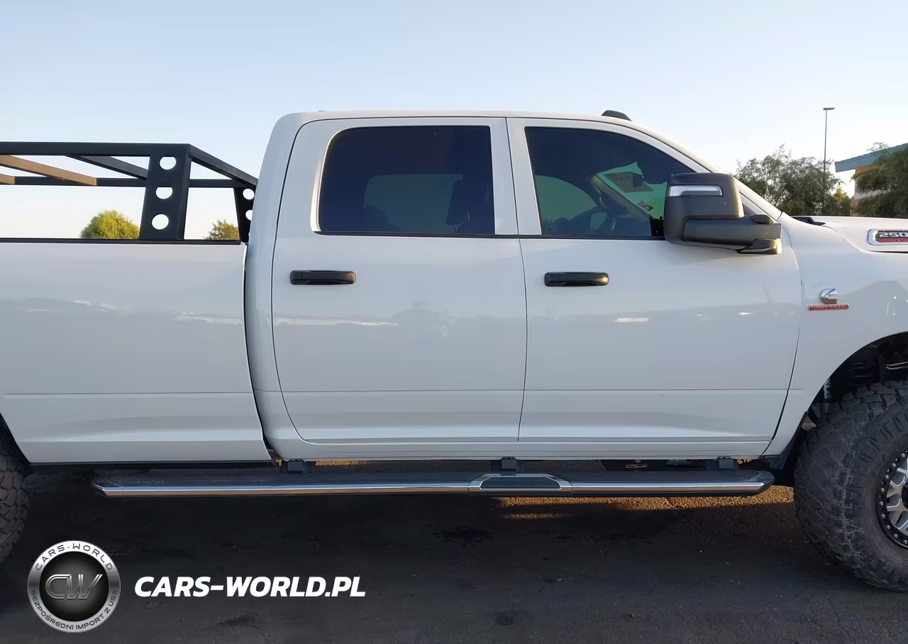2024 Ram 2500 Tradesman 4X4 8' Box VIN:3C6UR5HL8RG370745 - 13