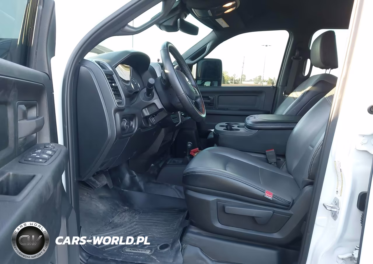 2024 Ram 2500 Tradesman 4X4 8' Box VIN:3C6UR5HL8RG370745 - 5