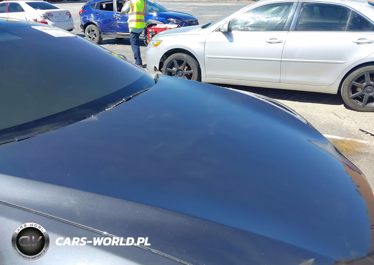 2018 Tesla Model S VIN:5YJSA1E2XJF276047 - 10